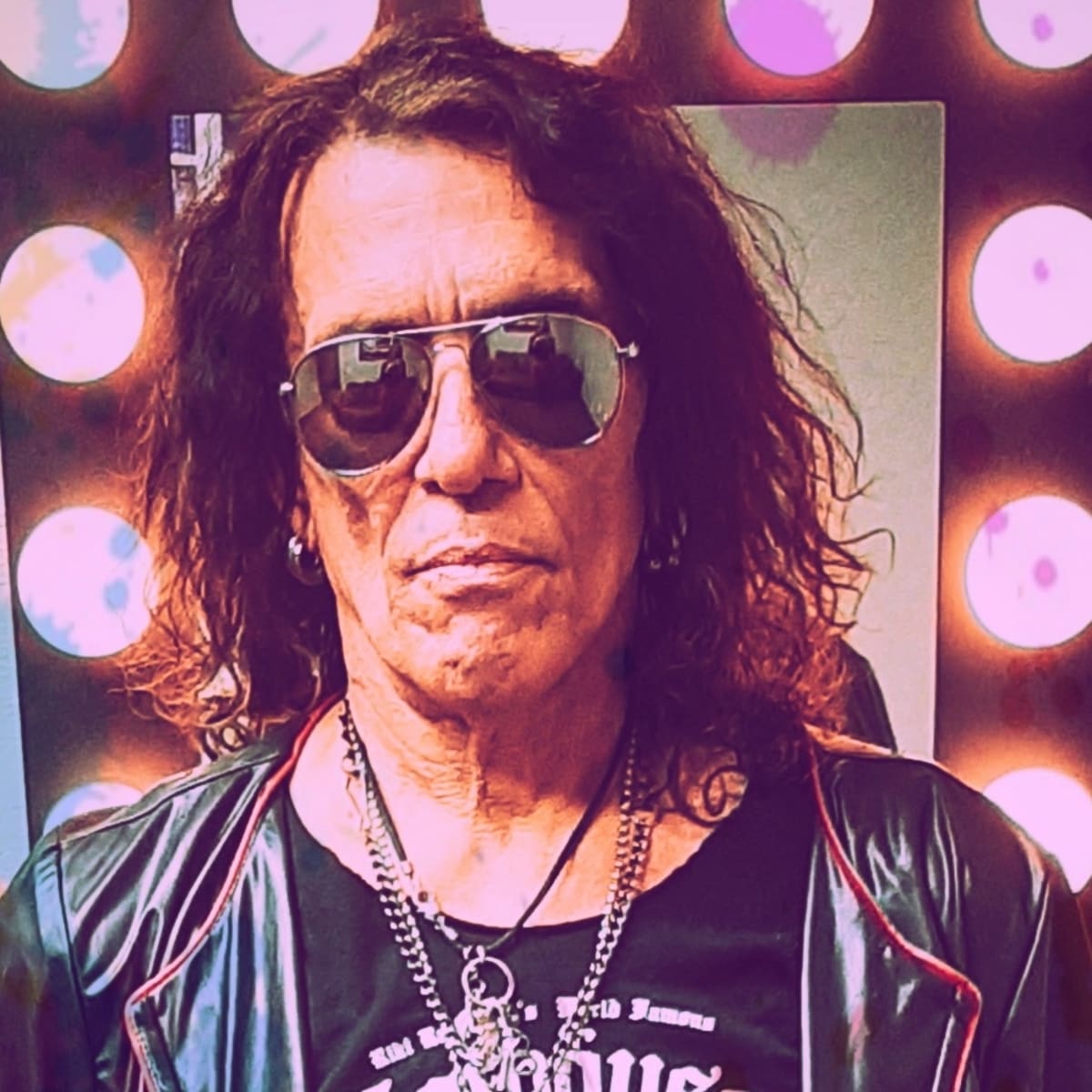 Stephen Pearcy on busting out of Catholic School, meeting Van Halen and  Ratt n rollin through L.A. - Metal Edge Magazine