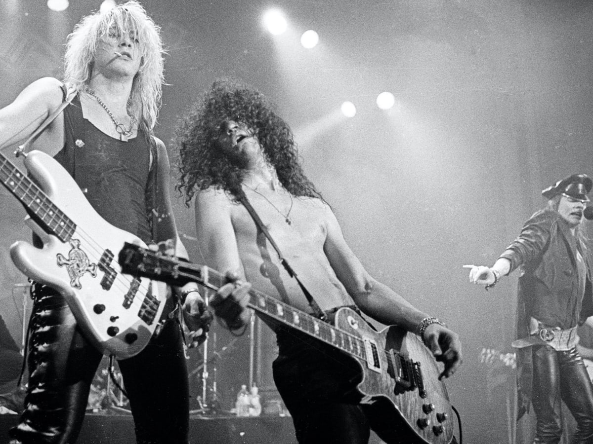 30 Years Ago: Two New Guns N' Roses Members Make Their Live Debut