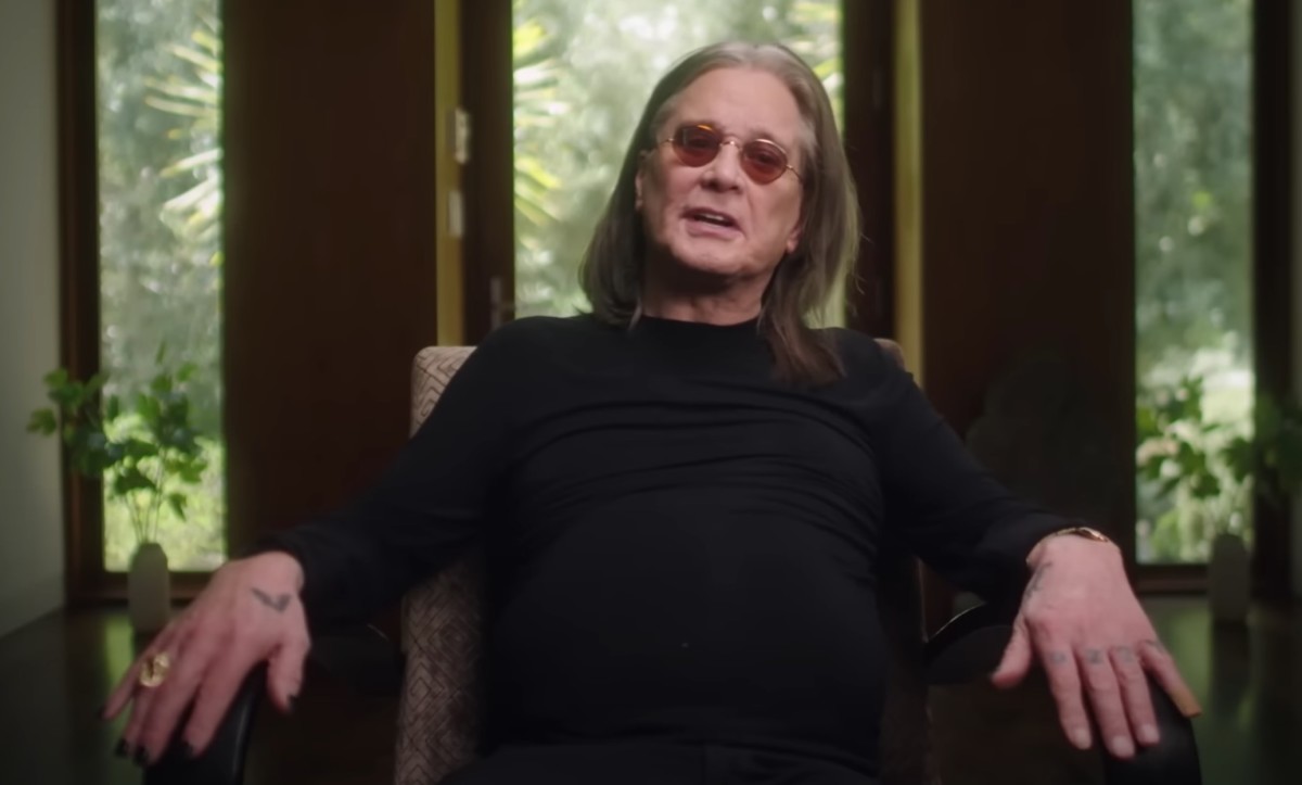 Watch: OZZY OSBOURNE Kicks Off NFL Season With Halftime Show At SoFi  Stadium In Los Angeles 