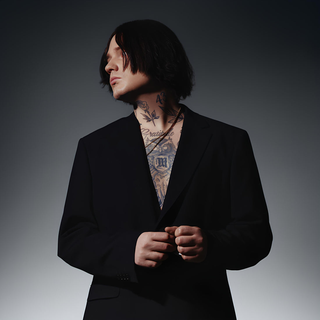 DENIS STOFF ON DEPRESSION, DEMONS AND DRAG ME OUT'S NEW SINGLE 'CAN'T KEEP ON RUNNING AWAY'