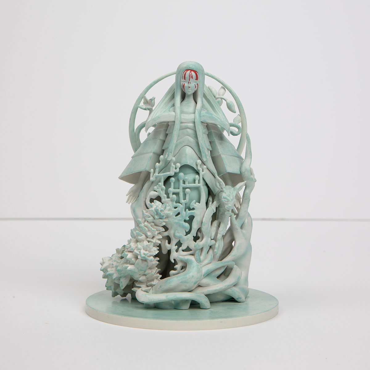 POPPY: ALTAR STATUE
