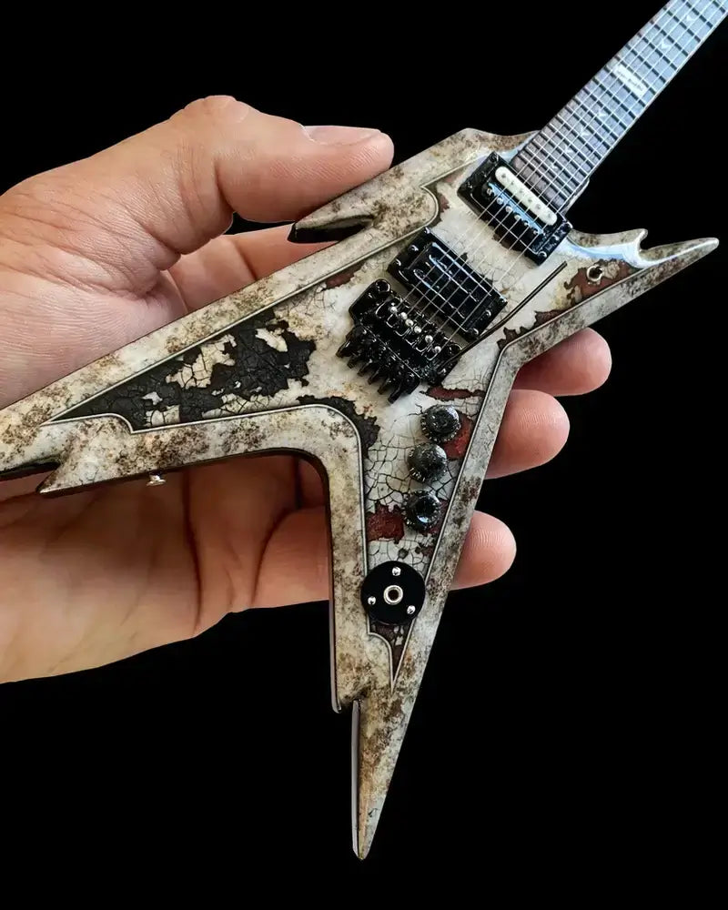 PANTERA - DEAN DIMEBAG - RUST RAZORBACK MINI GUITAR
